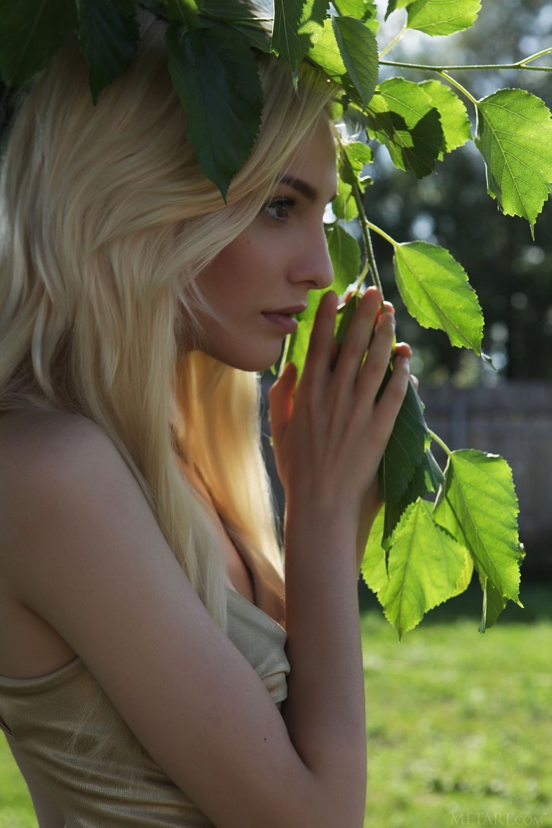 Елена, 24 года, 2 размер груди